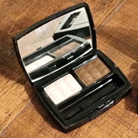 CHANEL Eyeshadow Duo - Matte Velvet - Picture 3 of 7
